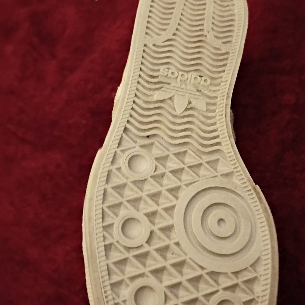 Adidas Cream Canvas Sneakers - Picture 6 of 8